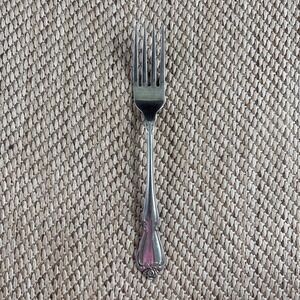Oneida  Arbor True Rose Dinner Fork 7 1/4" USA Stainless 1881  Rogers
